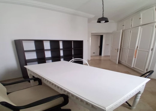 Étage de villa À Louer à TUNIS - Grand étage de villa (vide ou meublé) - Immobiliere.tn - Photo 13