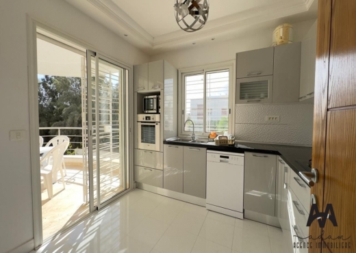 À louer Étage de Villa S+3 Meublé