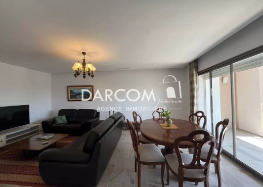 à louer S+4 VIDE de 210 m² aux JC