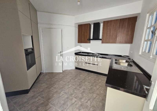 Duplex s5 avec piscine à La Marsa