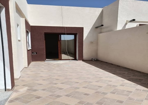 une belle maison Plage elhaouaria