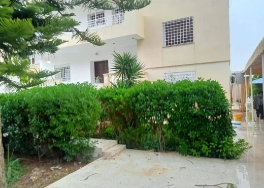 maison À Vendre à SOUSSE - A vendre villa 850m² à cité Zahra - Immobiliere.tn - Photo 7
