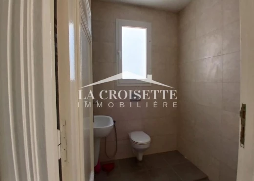 villa À Louer à TUNIS - Villa S5 avec jardin au Lac2 - Immobiliere.tn - Photo 5