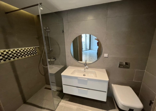 A louer S+4 suites parentale lac 2