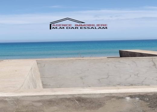 maison R1 près de la mer