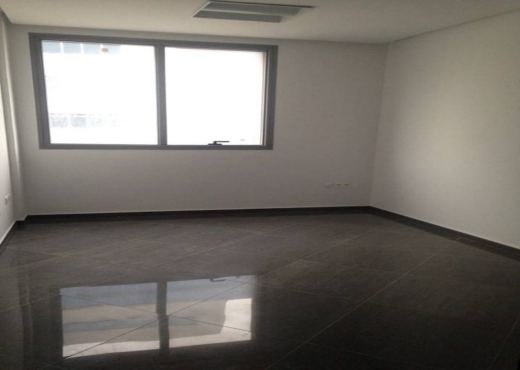 Bureau hall plus4 au centre urbain