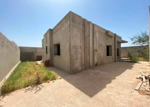 villa À Vendre à SFAX - 𝐕𝐞𝐧𝐭𝐞 𝐕𝐢𝐥𝐥𝐚 𝐢𝐧𝐚𝐜𝐡𝐞𝐯𝐞́𝐞 - Immobiliere.tn