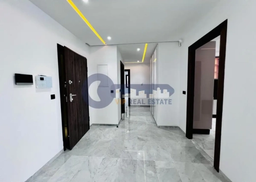 A vendre Appartement S+3 La Soukra