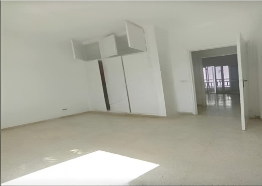 A vendre Appart S+4 Riadh Andalous