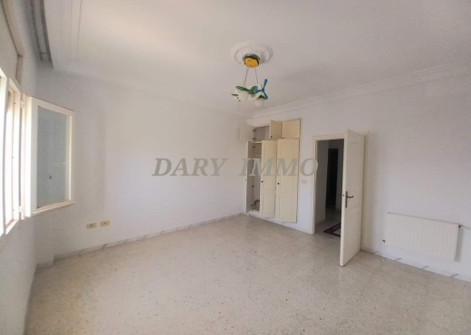 A Vendre Appartement S+3 La Soukra