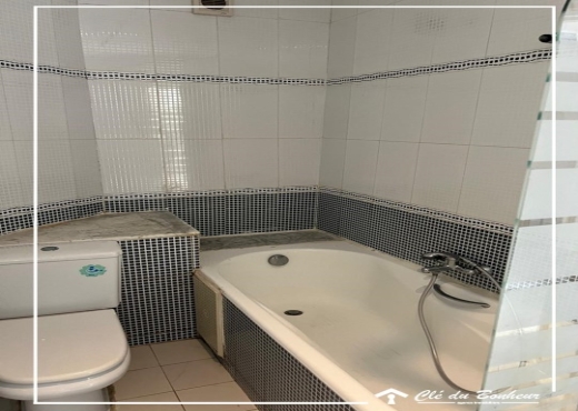 à vendre un beau duplex à wahat