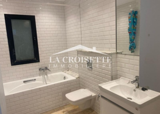 Villa S+4 à Gammarth MVL1687