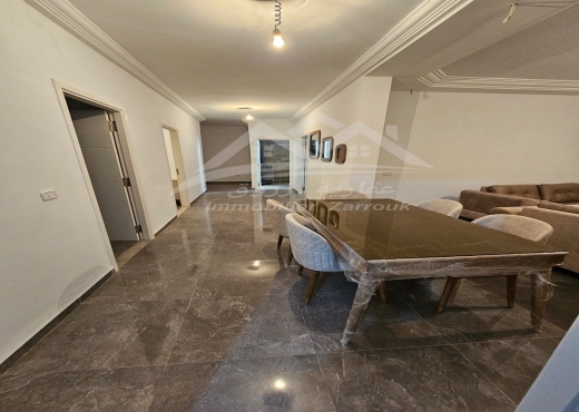 Étage de villa à louer