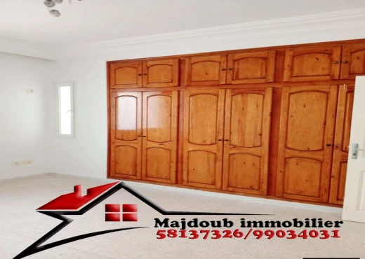 Étage de villa À Vendre à SOUSSE - PRIX EN BAISSE A NE PAS RATER - Immobiliere.tn - Photo 4