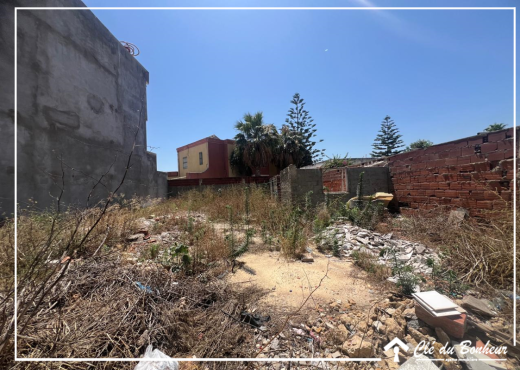 terrain clôturé  à chotrana 3