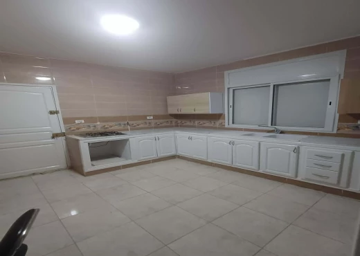 Étage de villa À Louer à ARIANA - Etage ville s3 ennaser - Immobiliere.tn - Photo 4