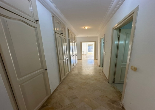 A Vendre Appart S+3 La Soukra