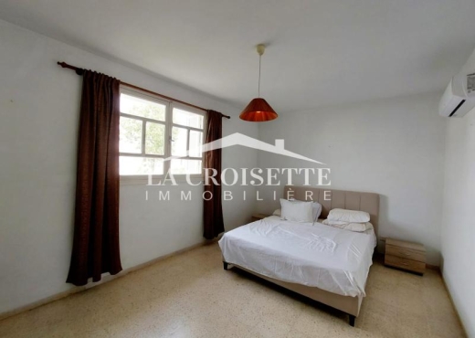 Duplex S+4 avec jardin  à la Marsa