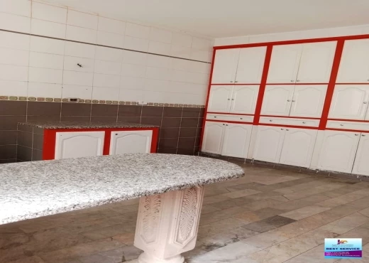 villa À Vendre à BIZERTE - 🏡 À Vendre – Villa S+4 à Cité Saha, Bizerte - Immobiliere.tn - Photo 2