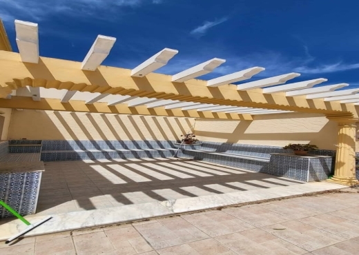 À vendre : maison R+1 à Ras Jebel