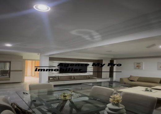 A vendre Appartement S+4 Sousse Khezema