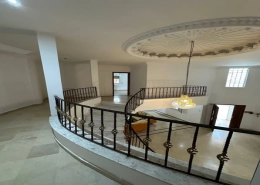 duplex À Louer à BEN AROUS - A louer un duplex spacieuse de type s+4 - Immobiliere.tn