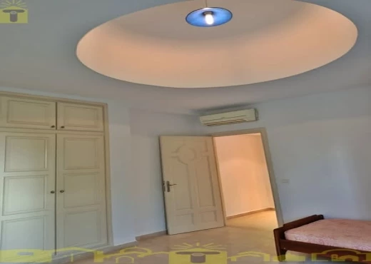 villa À Vendre à NABEUL - Une superbe villa sur deux niveaux est disponible - Immobiliere.tn - Photo 2