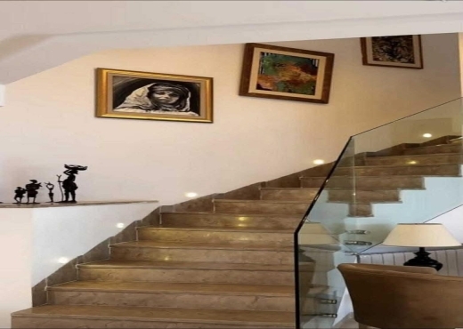 À Vendre Triplex S+4 La Soukra
