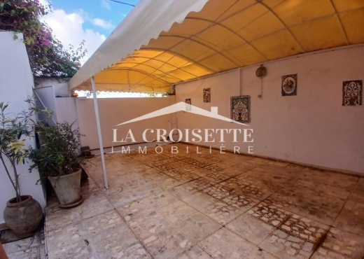 Villa S+5 avec piscine