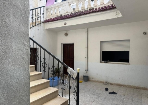 Maison à vendre à El Ouerdia