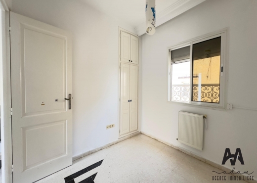 Villa S+3 en Duplex avec Abris à l