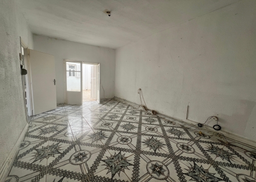 A vendre RDC de villa de 217 m²
