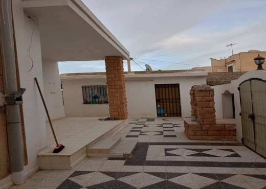 A Vendre Villa à Sfax