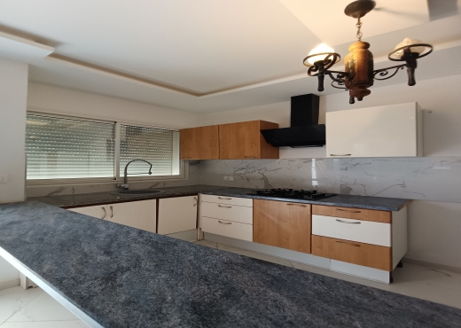 un belle Maison a vendre au centre