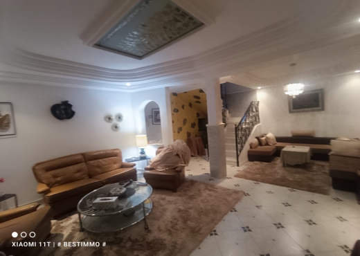 A vendre villa essahafa
