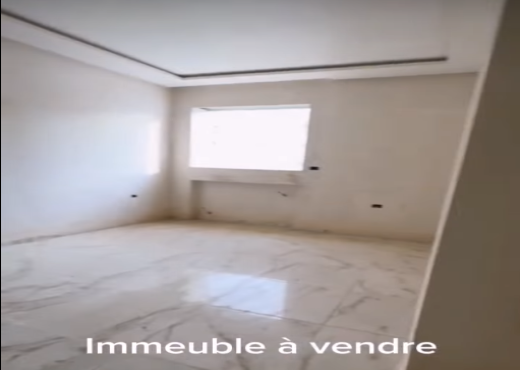 A Vendre Petit Immeuble à Hammam S