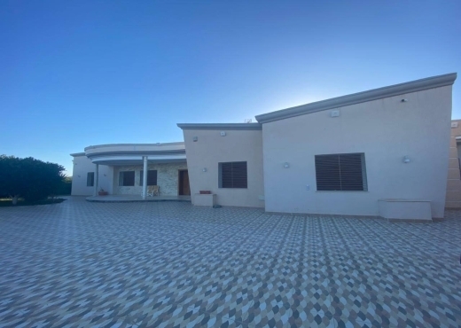 A VENDRE VILLA à SFAX