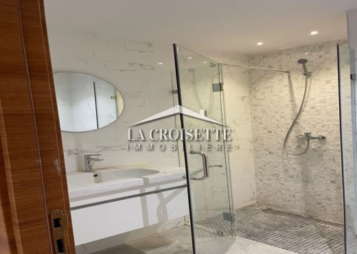 villa À Louer à TUNIS - Triplex s5 avec piscine à Gammarth - Immobiliere.tn - Photo 9