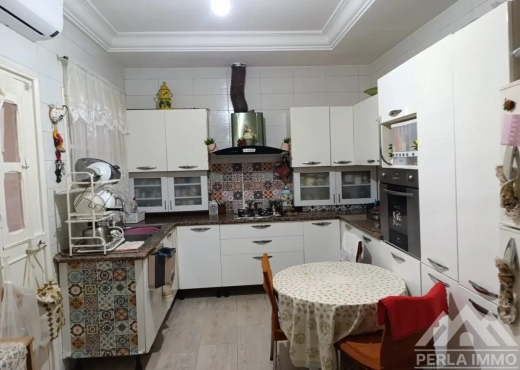 Villa S+3  à Borj Baccouche