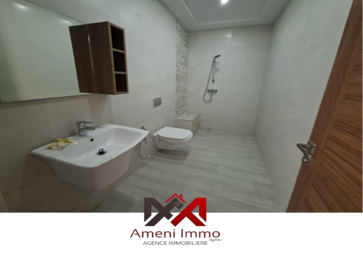 villa s+3 à Cité EL hidhab