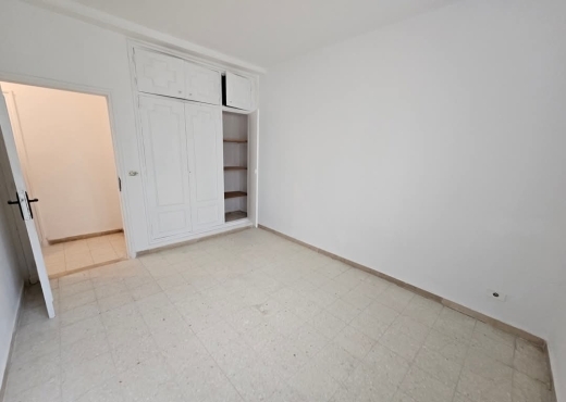 📍 RIADH EL ANDALOUS : APPARTEMENT S+4 AU REZ-DE-C
