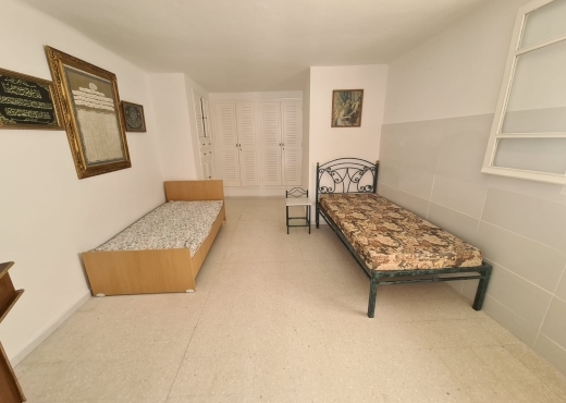 rez de chaussée À Louer à NABEUL - 📍 Location Studio Meublé – Nabeul (AFH 1) - Immobiliere.tn - Photo 2