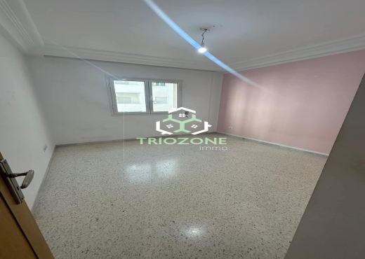 A Vendre Appart S+3 Cité Wahat