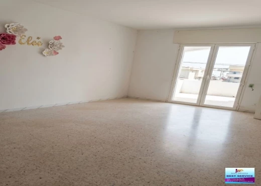 villa À Vendre à BIZERTE - 🏡 À Vendre – Villa S+4 à Cité Saha, Bizerte - Immobiliere.tn - Photo 5