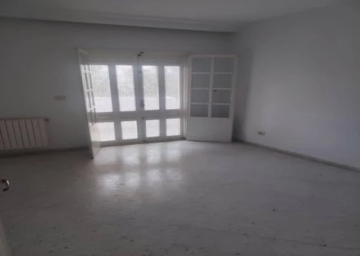 Appartement À Vendre à ARIANA - Appartement  S+3 au 1ère  étage - Immobiliere.tn - Photo 2
