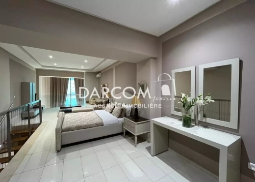 Loft meublé en Duplex 159 m² au La
