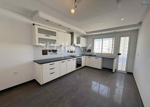 Location Appartement Opalina S+3