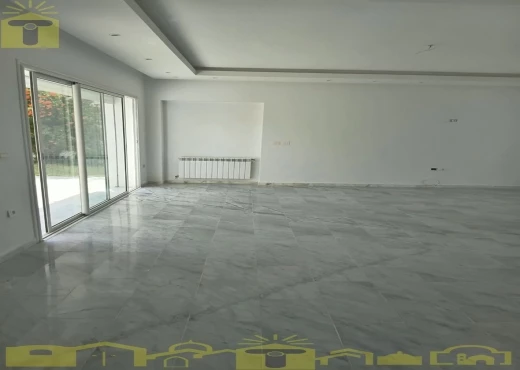villa À Vendre à NABEUL - 🏡 À VENDRE – Villa S+5 avec studio | AFH Mrezga - Immobiliere.tn - Photo 8
