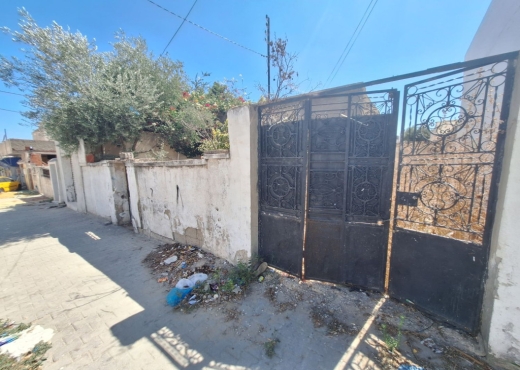 À vendre : Terrain de 456 m² avec