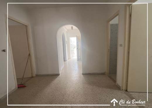 à vendre  à  cité sahafa - ghazell